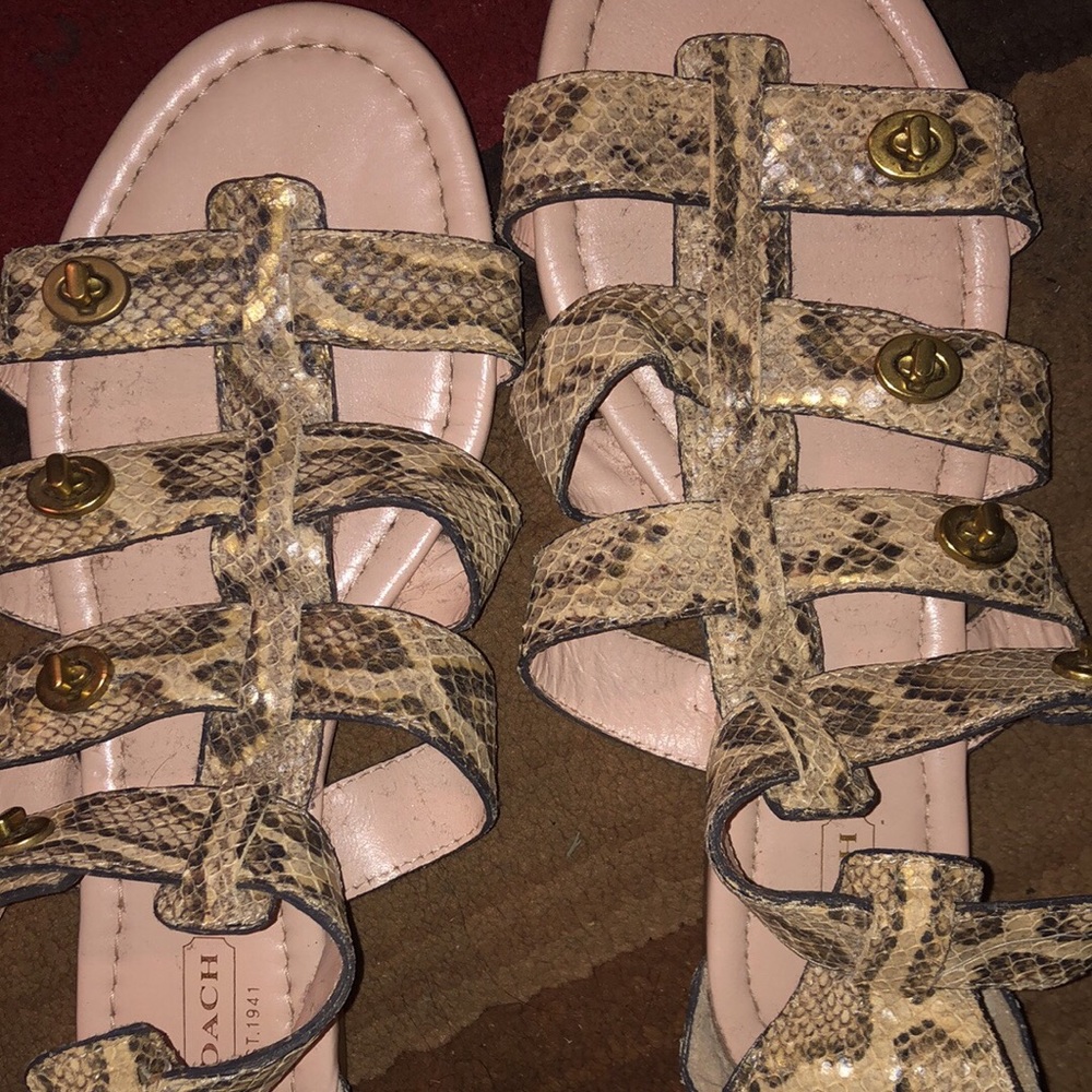 Coach Sz 8 sandals new